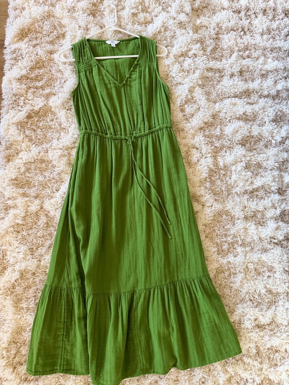 Time and Tru Green Sleeveless V-Neck Drawstring Maxi Dress